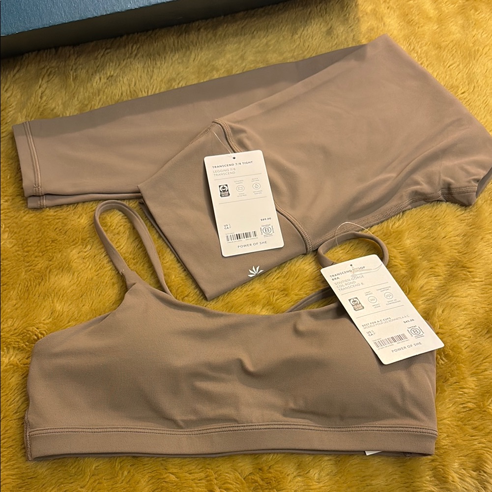 Athleta Transcend 7/8 Tight Leggings & Transcend Scoop Bra Set